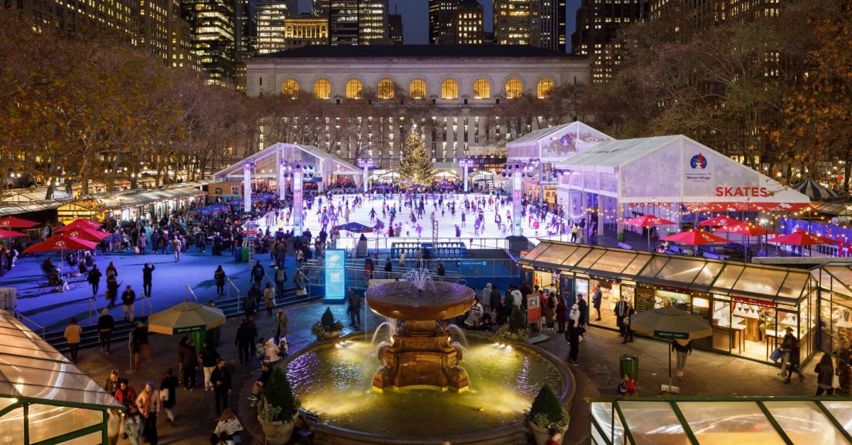 Christmas in new york 2025: lights, events & best photo spots 22 Image